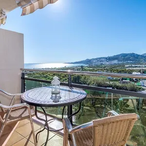 https://apartamento-en-el-mirador-de-nerja.hotelsinnerja.org